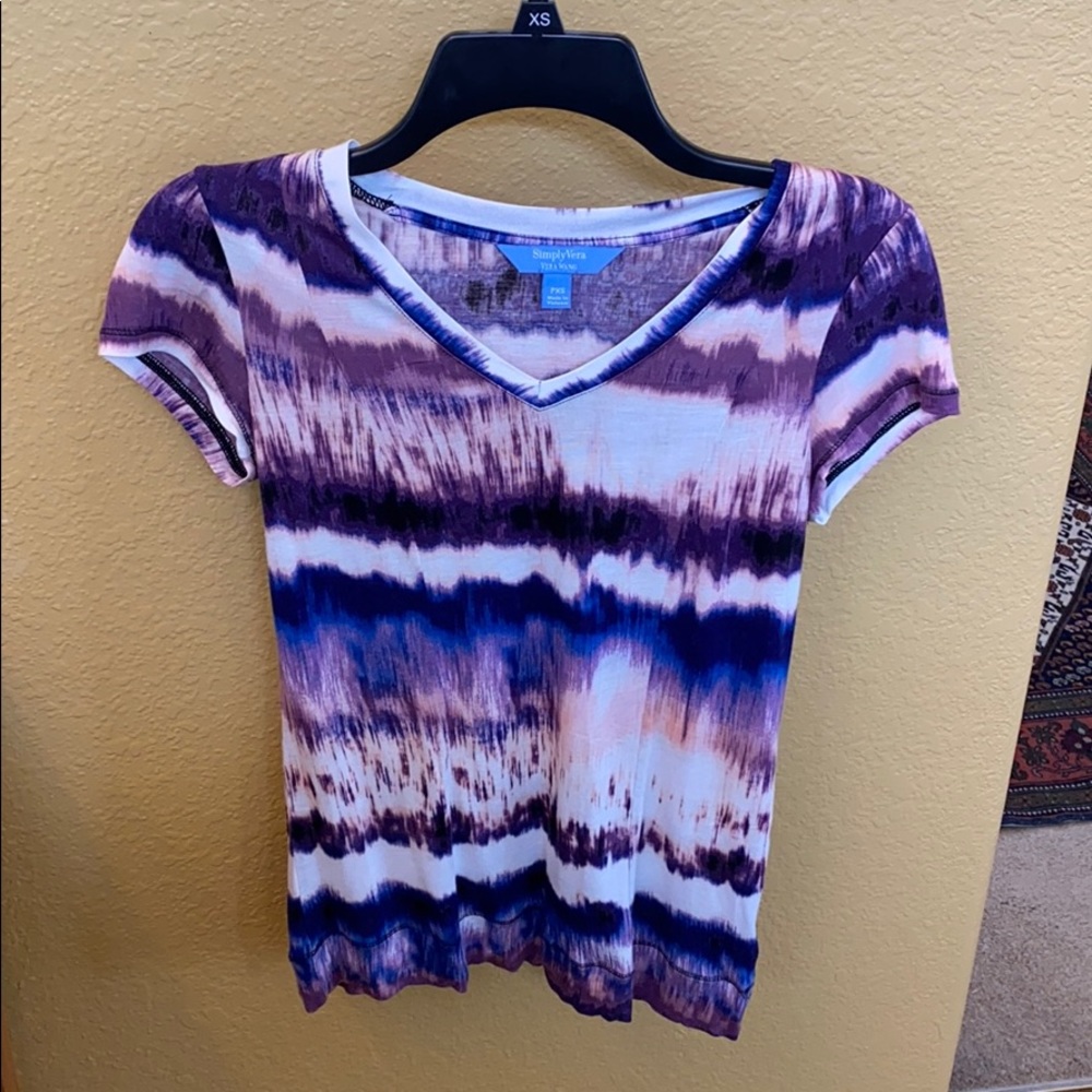 V neck top
